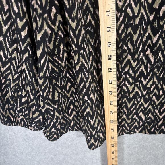 Maurices Blouse 2X Black Tan Chevron Flowy Satin Neutrals Boho Cottage Loud - Picture 7 of 13